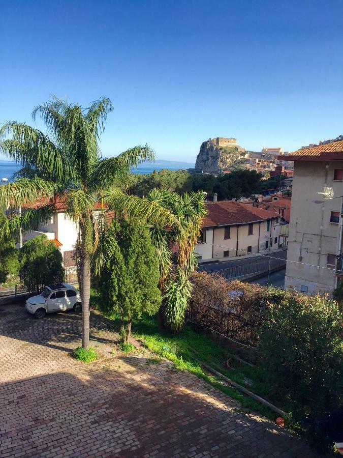 Da Francesca Villa Scilla Bagian luar foto